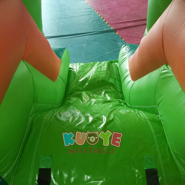 CB379 Bouncy Castle Farm (15) CB379 Bouncy Castle Farm (15)