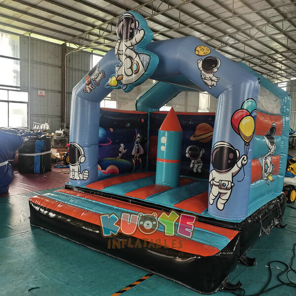 BH257 (1) Space Bouncy Castle