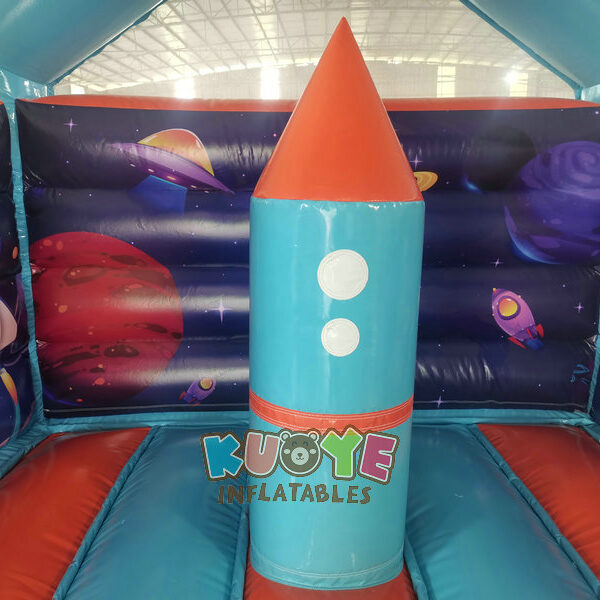 BH257 (10) Space Bouncy Castle