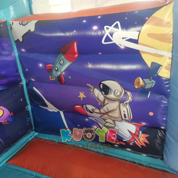 BH257 (11) Space Bouncy Castle
