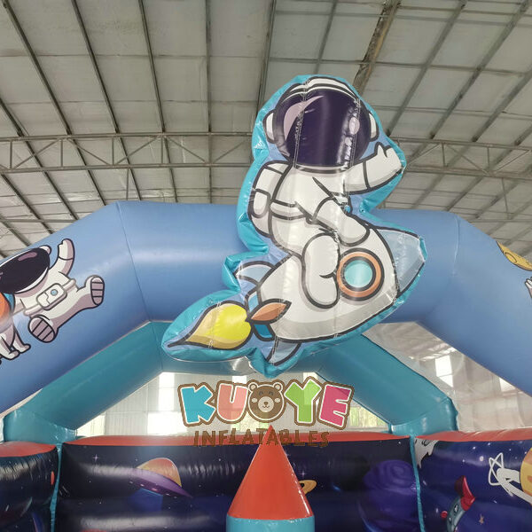 BH257 (6) Space Bouncy Castle