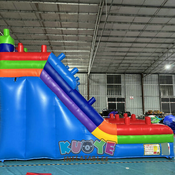 SL187 (8) https://kuoyeinflatables.com/product/sl187-building-block-inflatable-slide/