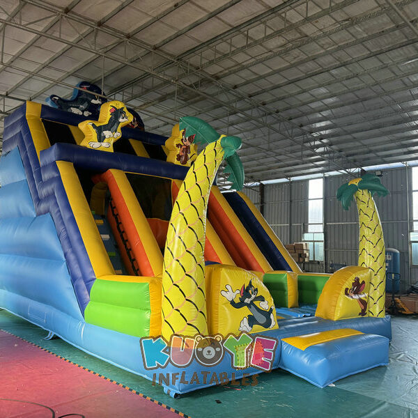 SL188 (1) https://kuoyeinflatables.com/product/sl188-inflatable-tom-and-jerry-slide/