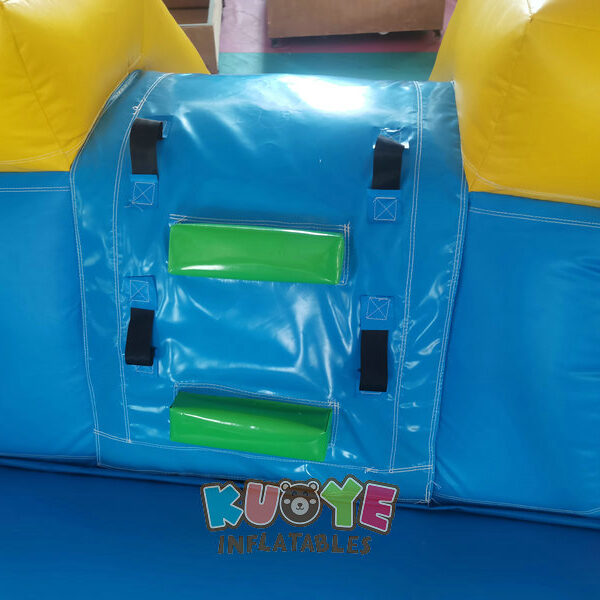 CB553 (4) https://kuoyeinflatables.com/product/cb553-happy-pop-castle-bouncer/