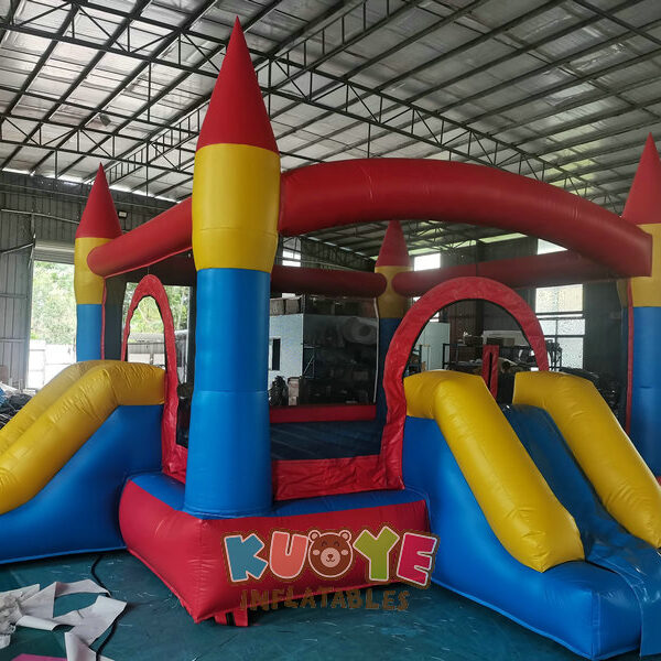 CB553 (8) https://kuoyeinflatables.com/product/cb553-happy-pop-castle-bouncer/