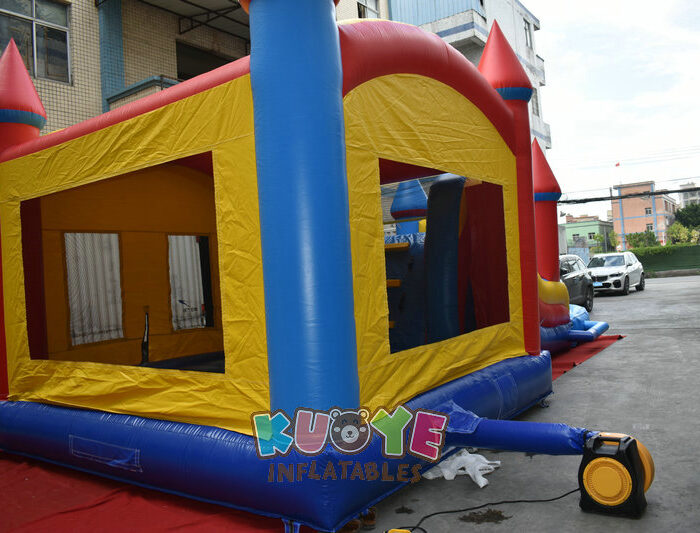 CB582 Inflatable Combo Castle Wet or Dry Combo Units for sale